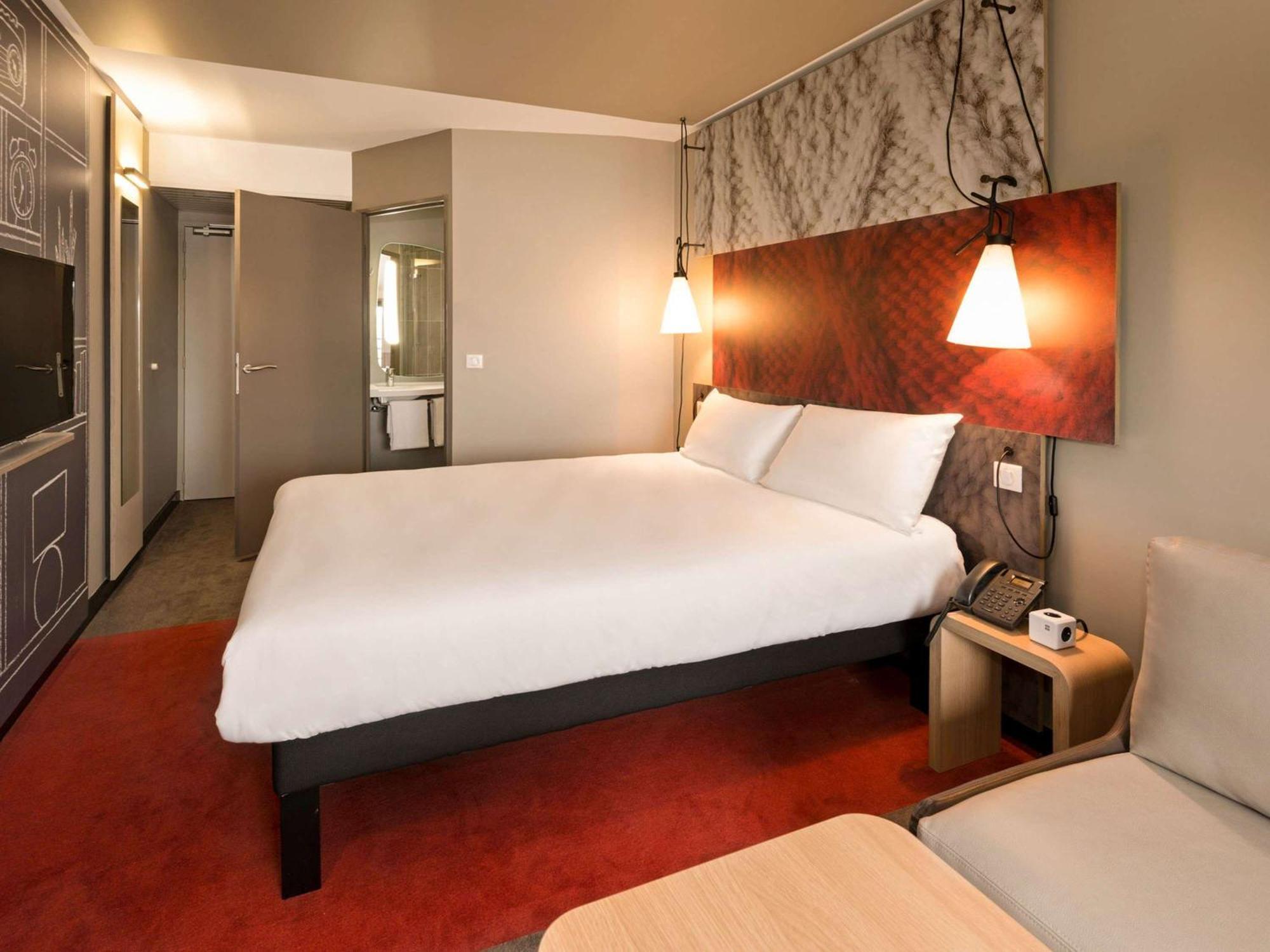 Отель Ibis Bordeaux Centre Bastide Экстерьер фото
