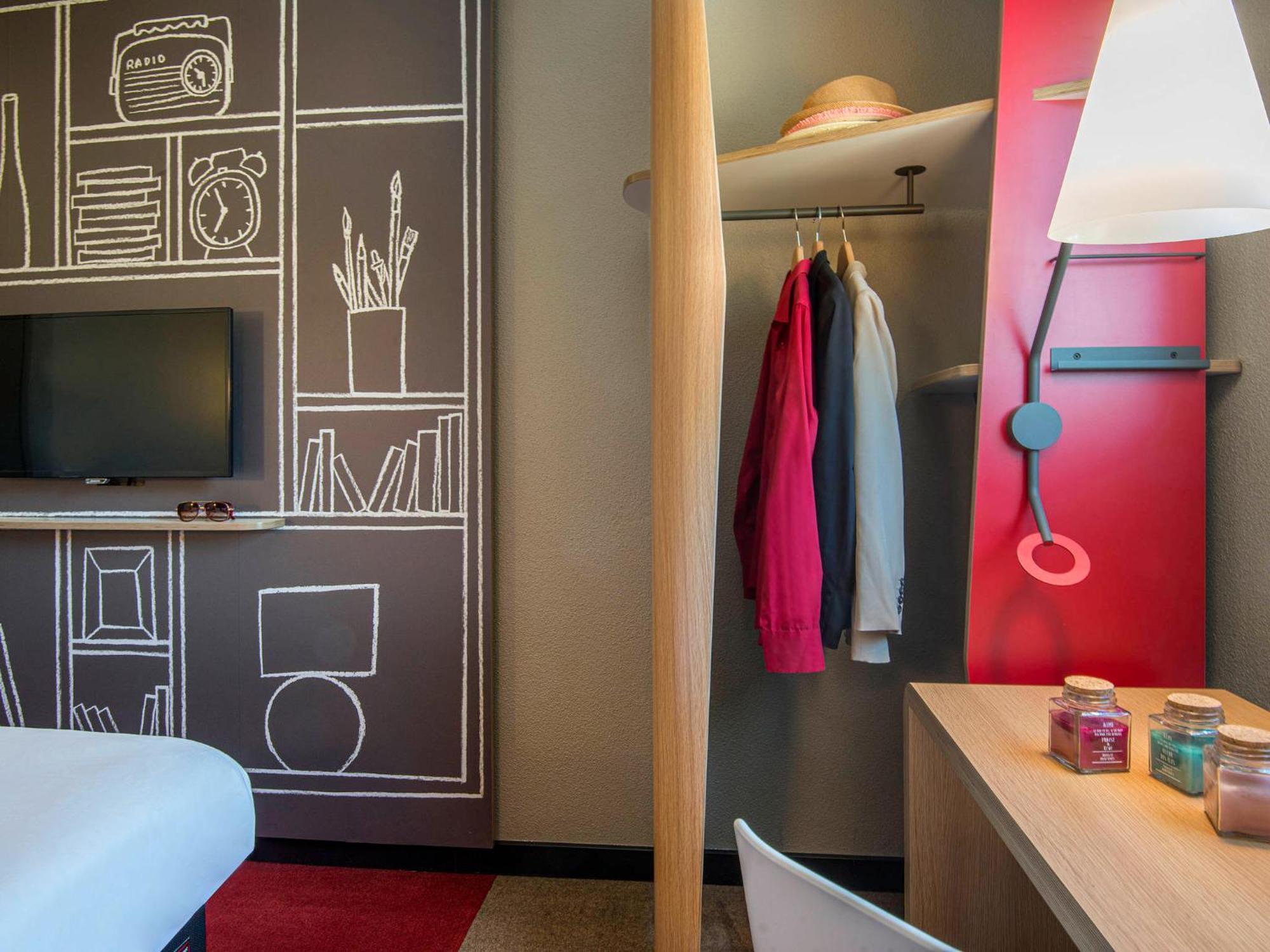 Отель Ibis Bordeaux Centre Bastide Номер фото